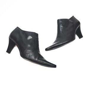Bandolino Ankle Boots Black Leather Zip up
